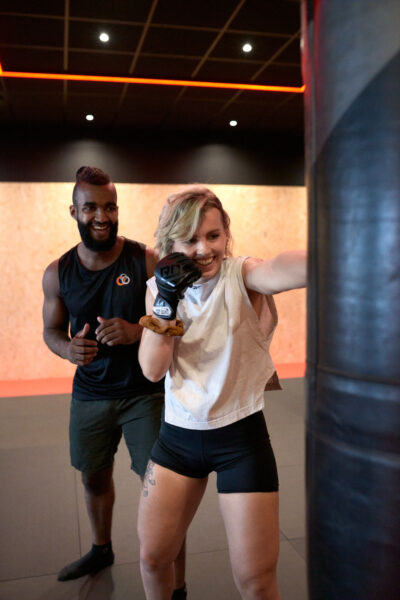 Entrainement de boxe à la salle de sport